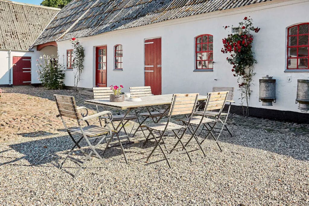 terrasse-aaloekke-bnb